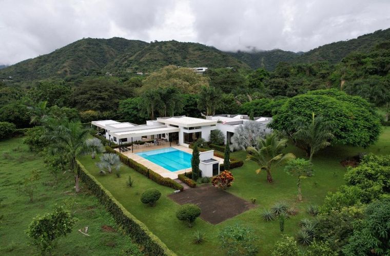 Finca en  Venta en Santafe de antioquia - Imagen 1