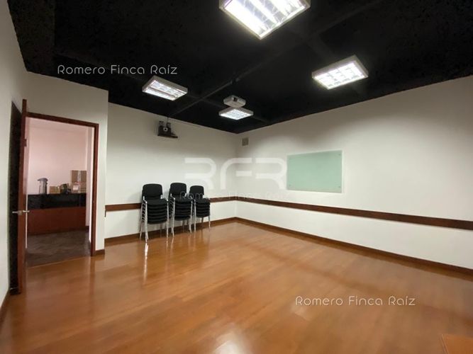 Oficina en arriendo en Chico norte, Bogotá - Miniatura 13