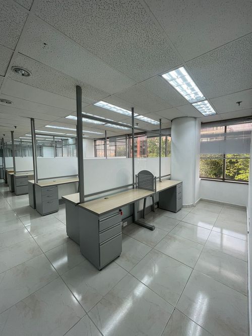 Oficina en  Arriendo en El Poblado, Medellín - Miniatura 8