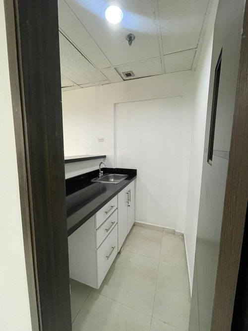 Oficina en  Arriendo en El Poblado, Medellín - Miniatura 13