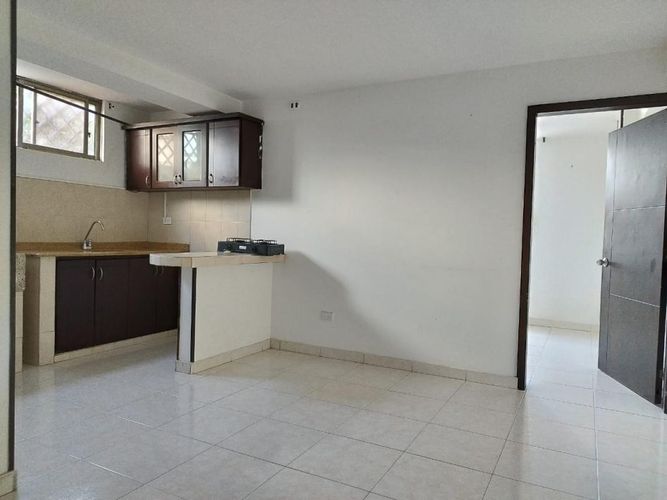 Apartaestudio en  Arriendo en Los cambulos, Cali - Miniatura 2