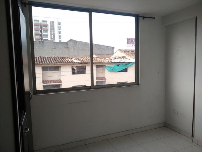 Apartaestudio en  Arriendo en Los cambulos, Cali - Miniatura 3