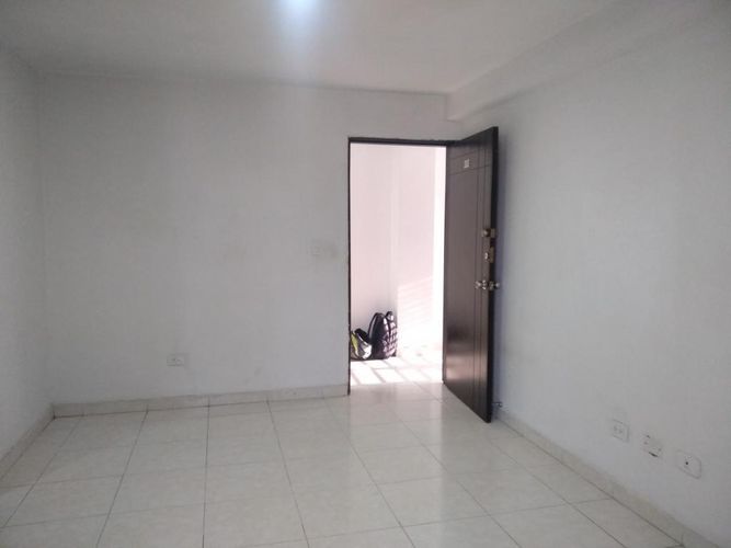 Apartaestudio en  Arriendo en Los cambulos, Cali - Miniatura 4