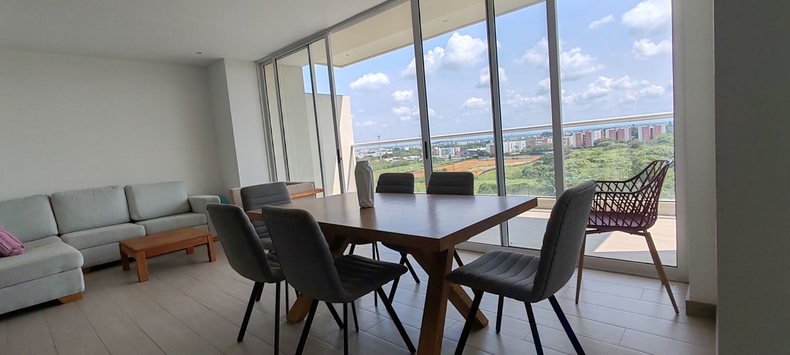 Apartamento en  Venta en Ciudad jardin, Cali - Miniatura 2