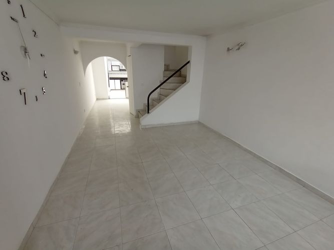 Casa en venta en Americas occidental, Bogotá - Miniatura 2