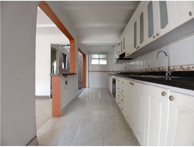Casa en  Arriendo en Alcala, Envigado - Imagen 1