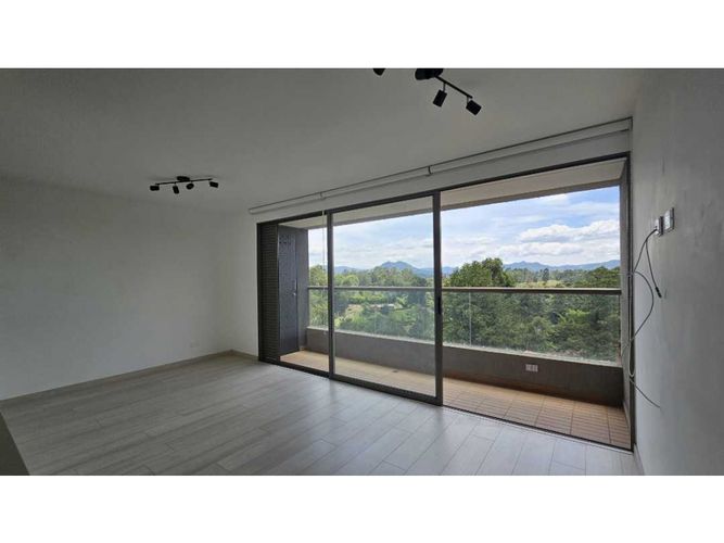 Apartamento en  Venta en Rionegro - Miniatura 3