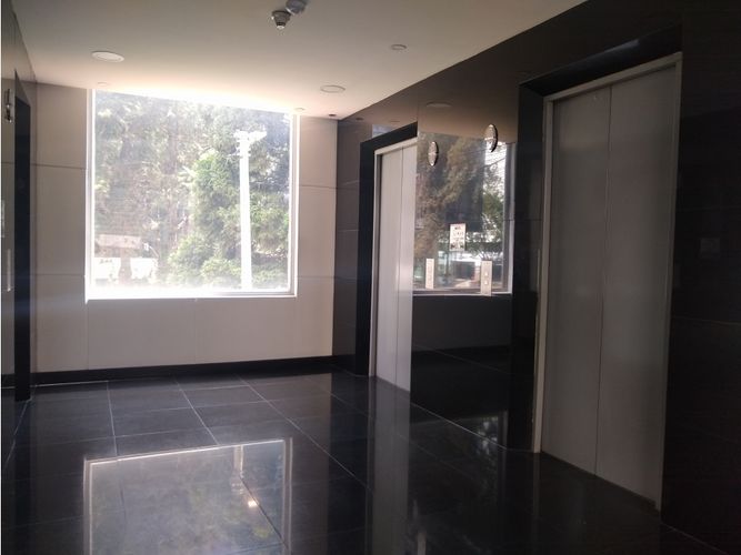 Oficina en arriendo en El chico, Bogotá - Miniatura 6