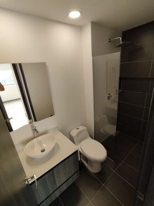 Apartaestudio en  Arriendo en Ciudad del Río, Medellín - Miniatura 3