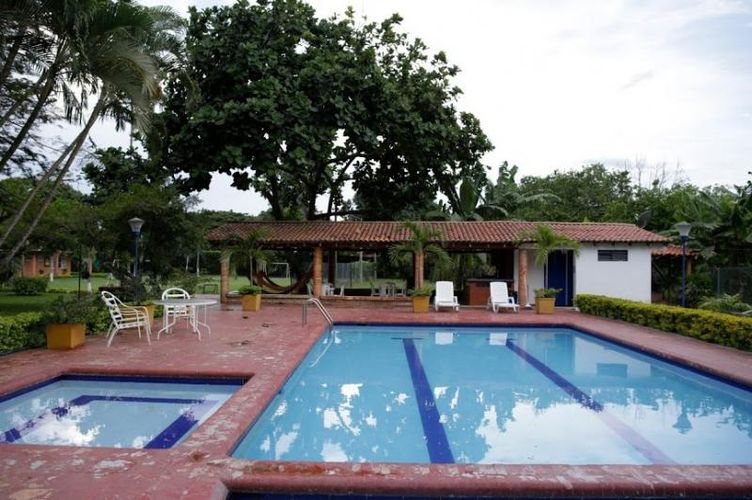 Finca en arriendo en Palmira - Imagen 1