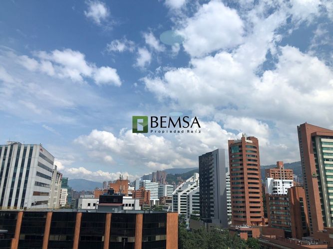 Oficina en  Arriendo en Milla de Oro, Medellín - Miniatura 8