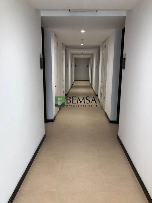 Oficina en  Arriendo en Milla de Oro, Medellín - Miniatura 10