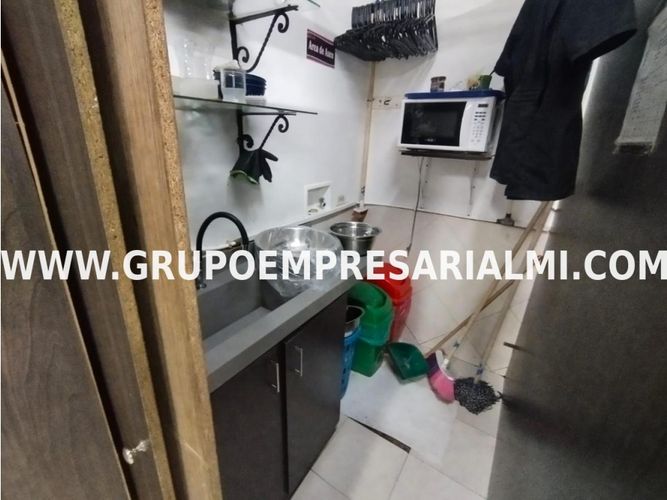 Local en  Venta en El Poblado, Medellín - Miniatura 9