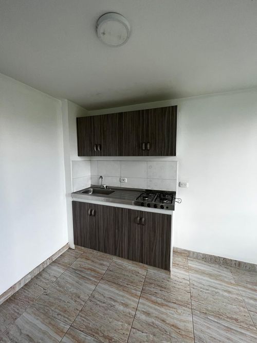 Apartamento en  Arriendo en San pedro, Madrid - Miniatura 7