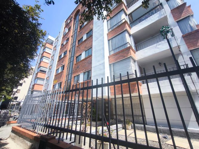 Apartamento en  Venta en La Calleja, Bogotá - Miniatura 2