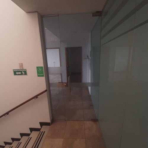 Oficina en  Arriendo en Polo club, Bogotá - Miniatura 2