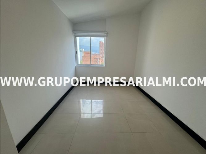Apartaestudio en  Arriendo en Laureles, Medellín - Miniatura 14