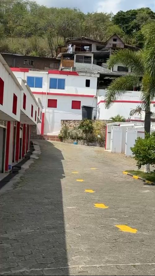 Edificio en  Venta en Arroyohondo, Yumbo - Miniatura 2