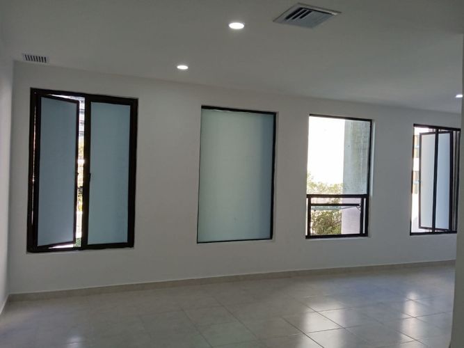 Local en  Arriendo en El Poblado, Medellín - Miniatura 11