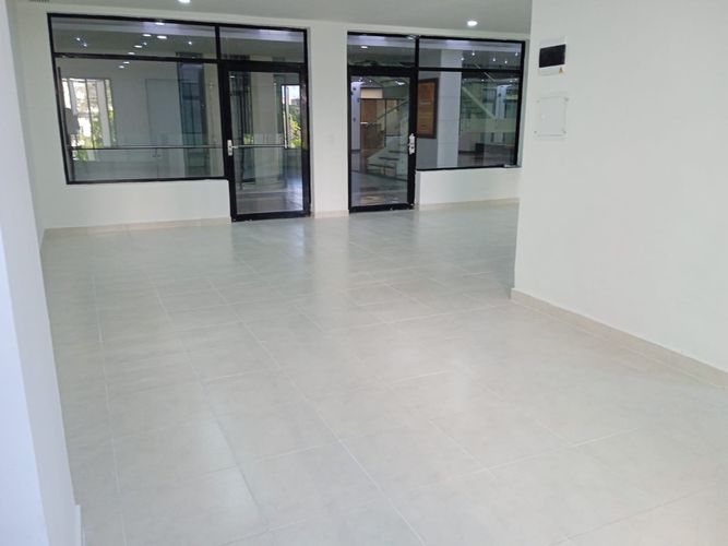 Local en  Arriendo en El Poblado, Medellín - Miniatura 15