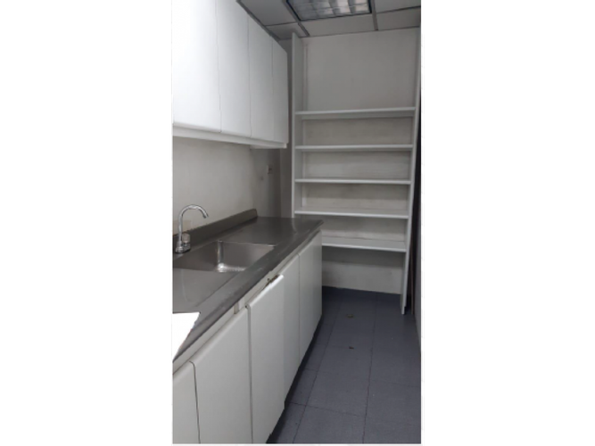 Oficina en arriendo en Zona chapinero, Bogotá - Miniatura 5