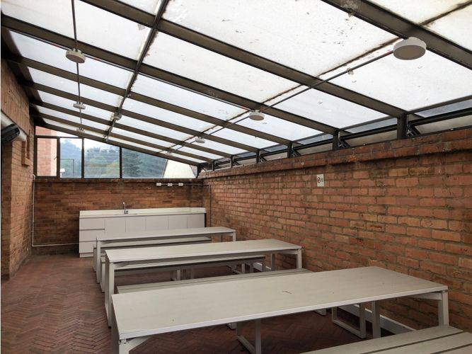 Edificio en arriendo en La merced, Bogotá - Miniatura 19