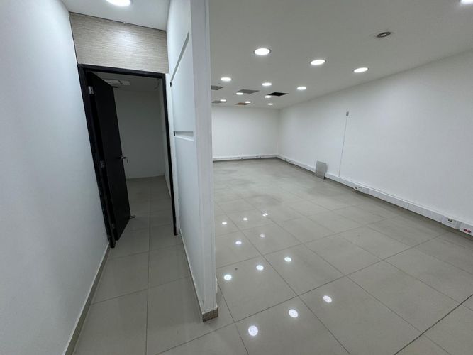 Oficina en arriendo en Teusaquillo, Bogotá - Miniatura 2