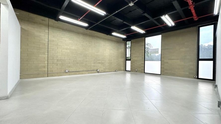 Oficina en  Arriendo en El Poblado, Medellín - Miniatura 2