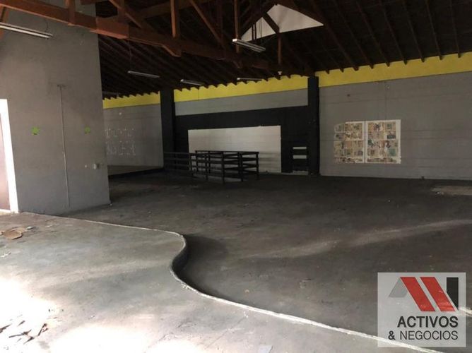 Local en  Arriendo en El Poblado, Medellín - Miniatura 14