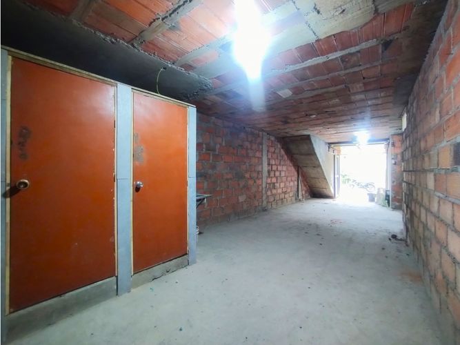 Local en  Arriendo en La aldea, Itaguí - Imagen 1