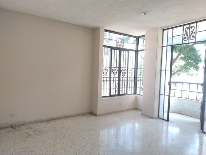 Edificio en  Venta en Alfonso lopez, Palmira - Miniatura 2