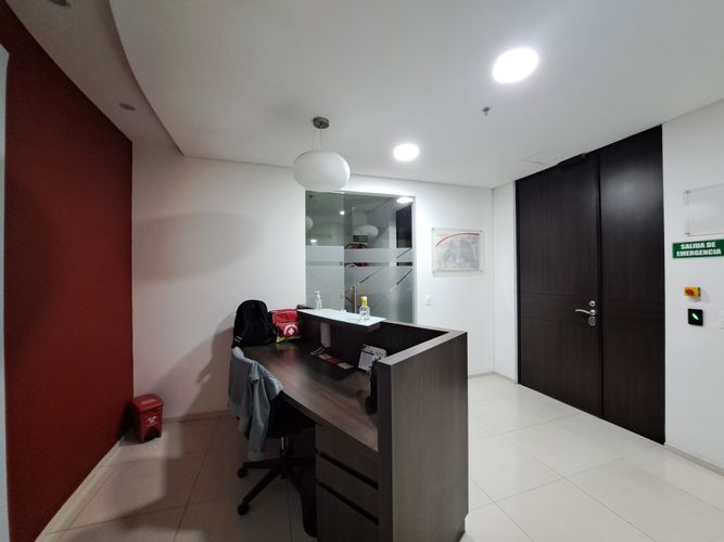 Oficina en  Arriendo en Santa barbara central, Bogotá - Imagen 1