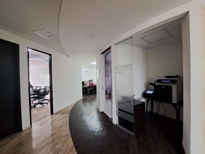 Oficina en  Arriendo en Santa barbara central, Bogotá - Miniatura 5
