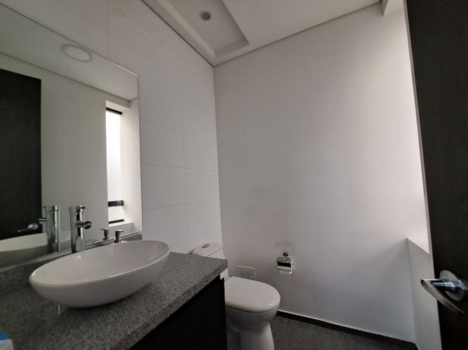 Oficina en  Arriendo en Santa barbara central, Bogotá - Miniatura 9