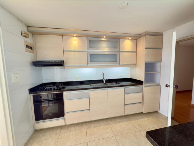 Apartamento en venta en Versalles, Manizales - Miniatura 3