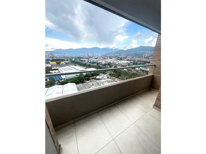 Apartamento en  Arriendo en El portal, Envigado - Miniatura 2