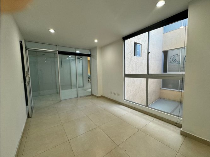 Oficina en  Venta en Zona chapinero, Bogotá - Miniatura 4
