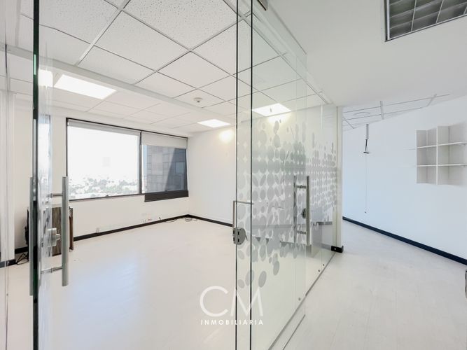 Oficina en  Arriendo en Quinta camacho, Bogotá - Imagen 1