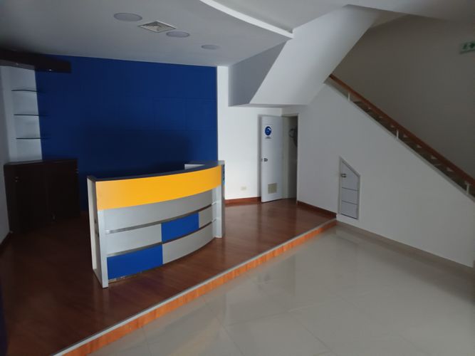 Oficina en  Arriendo en Norte - centro, Bucaramanga - Miniatura 2