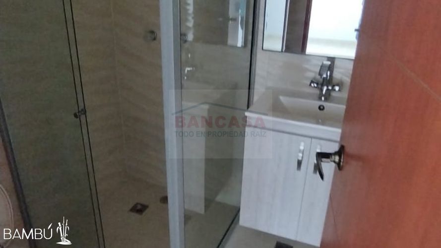 Apartamento en  Arriendo en Castropol, Medellín - Miniatura 5