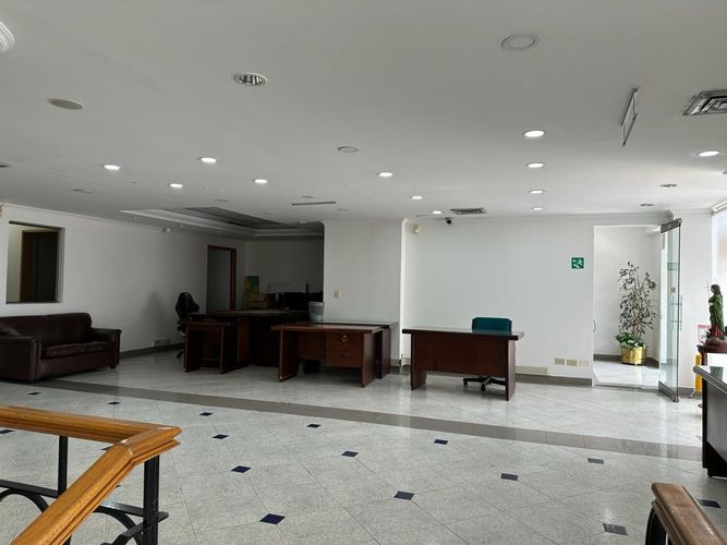 Edificio en  Arriendo en Cristales, Cali - Miniatura 4