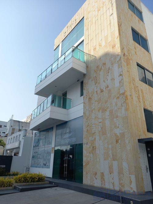 Edificio en  Venta en Manga, Cartagena - Imagen 1