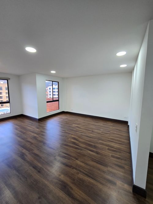 Oficina en  Arriendo en Usaquen, Bogotá - Miniatura 2