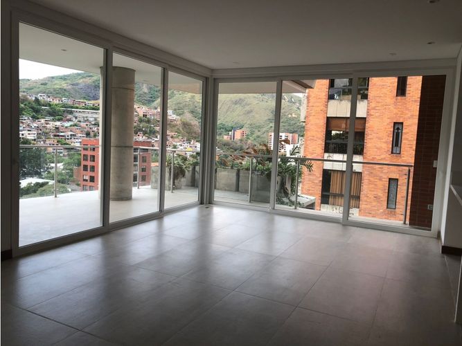 Apartamento en  Venta en Santa teresita, Cali - Miniatura 2