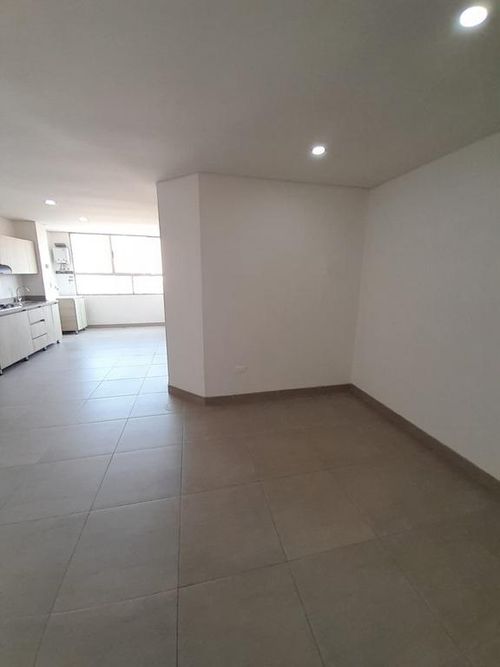 Apartaestudio en  Arriendo en Laureles, Medellín - Miniatura 3