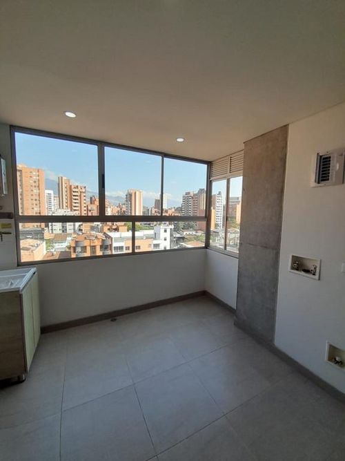 Apartaestudio en  Arriendo en Laureles, Medellín - Miniatura 5
