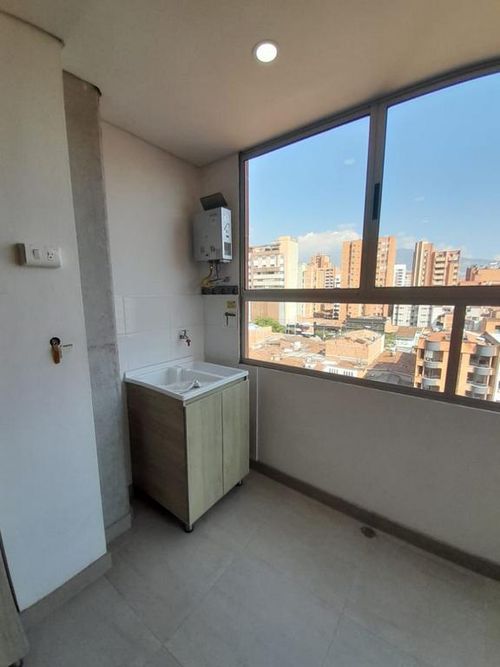 Apartaestudio en  Arriendo en Laureles, Medellín - Miniatura 7