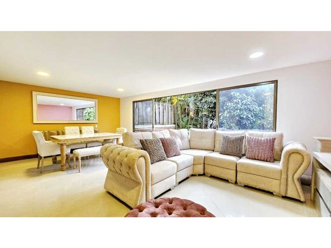Casa en  Venta en Laureles, Medellín - Imagen 1