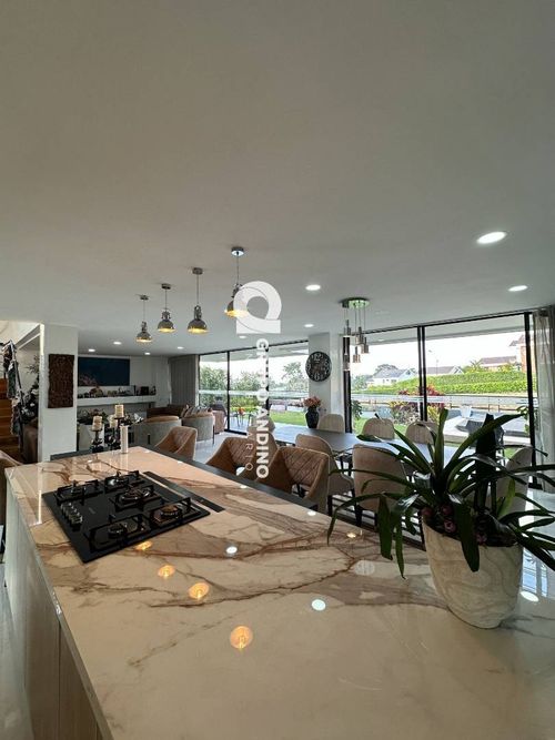 Casa en  Venta en Ruitoque, Floridablanca - Miniatura 3