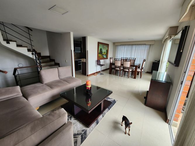 Casa en  Venta en Loma del Esmeraldal, Envigado - Miniatura 2